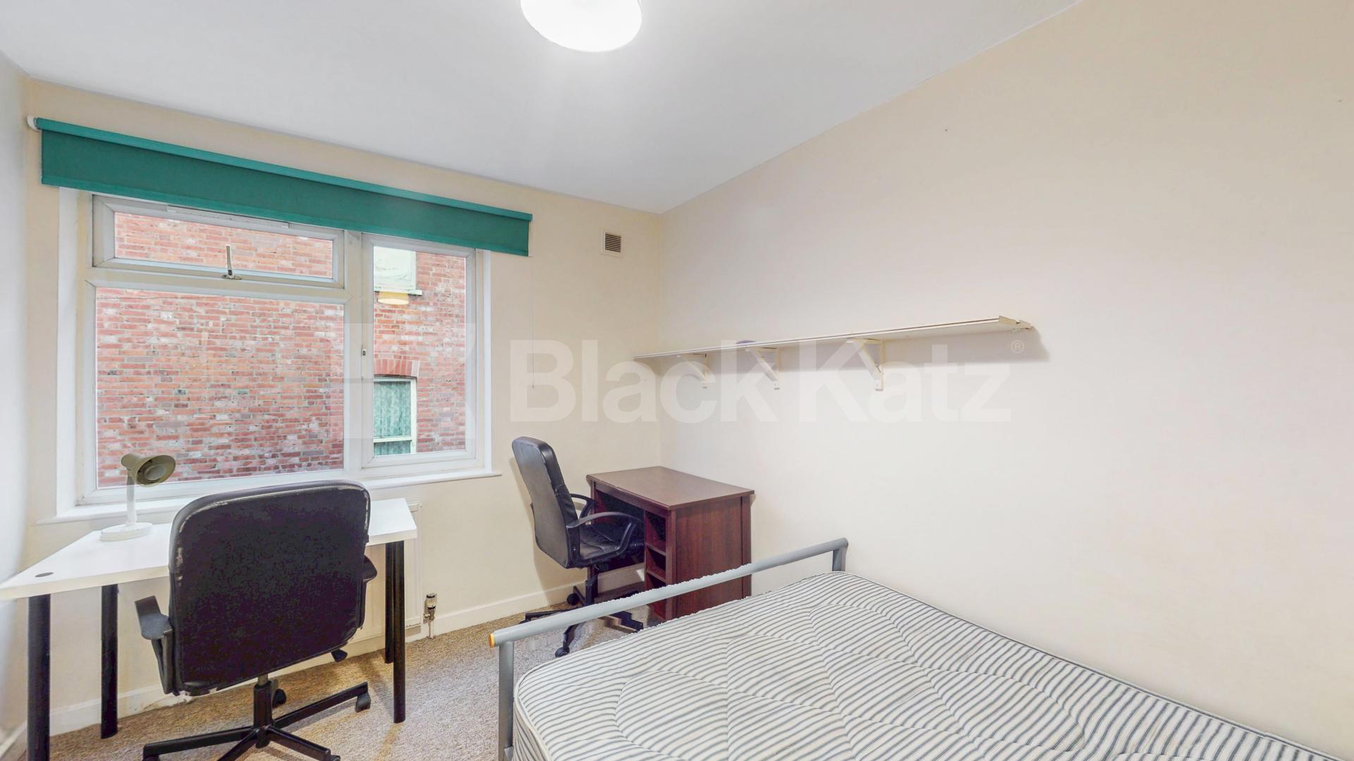 			3 Bedroom, 1 bath, 1 reception Flat			 Chichele Road, Willesden Green